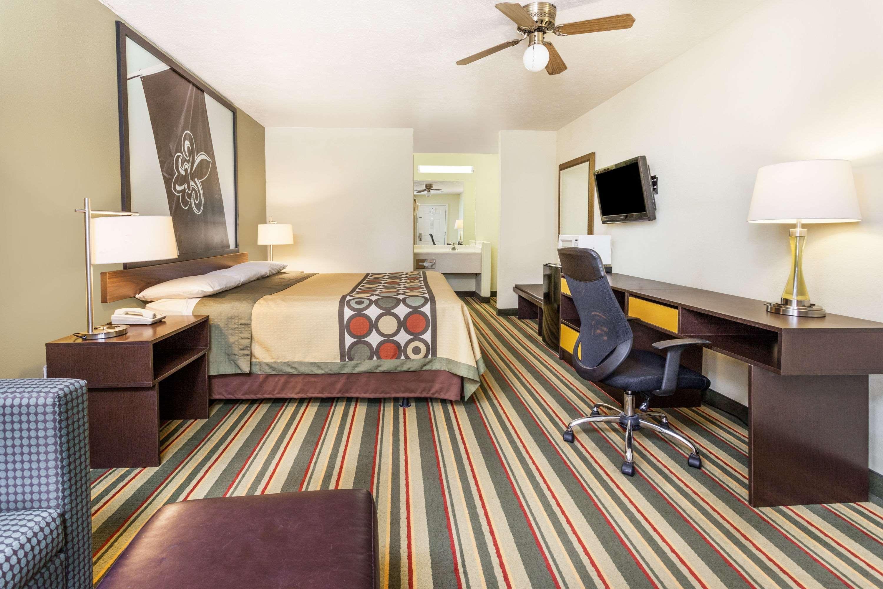 Super 8 By Wyndham Brookhaven Hotel Exterior photo